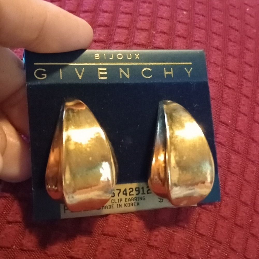 Givenchy vintage clip-on earrings